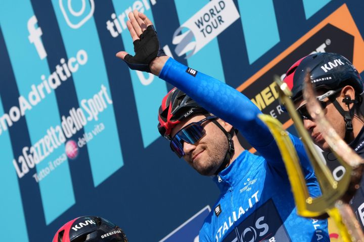 La Toscana della Tirreno Adriatico tra le bellezze della provincia di Lucca, Pisa e Siena e il Silenzio per l&rsquo;Ucraina