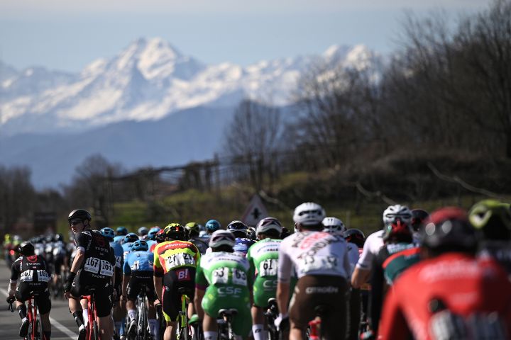 Tra la Tirreno-Adriatico 2023 e la Milano-Sanremo spunta il primo Orange nella Corsa pi&ugrave; antica del mondo
